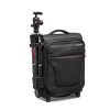 Manfrotto Pro Light Reloader Air-50 kézipoggyász méretű gurulós bőrönd