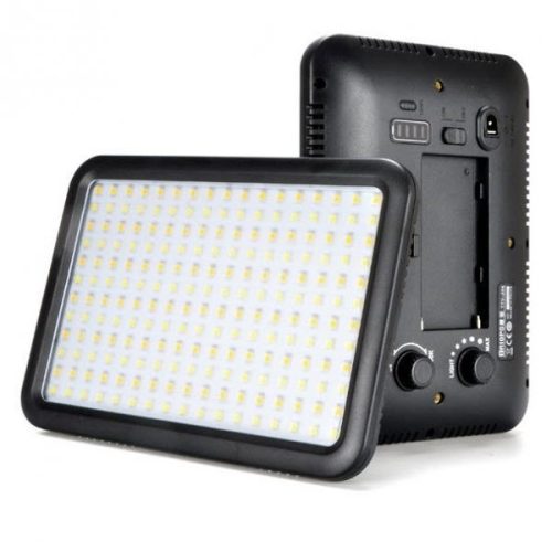 TRIOPO TTV-204 LED videó fény KIT - 1440LUX 3200-5500K - 3000mAh + EU kábel és Töltő